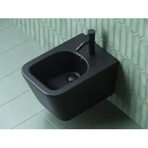 Подвесное биде CERAMICANOVA Metric