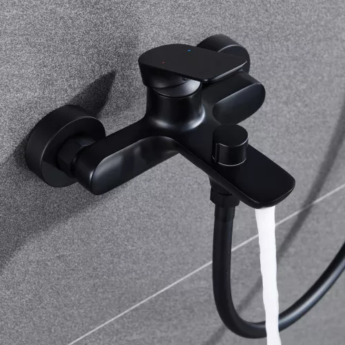 Смеситель для ванны (с лейкой и штангой - комплект) Black&White UK8303B, изображение 3