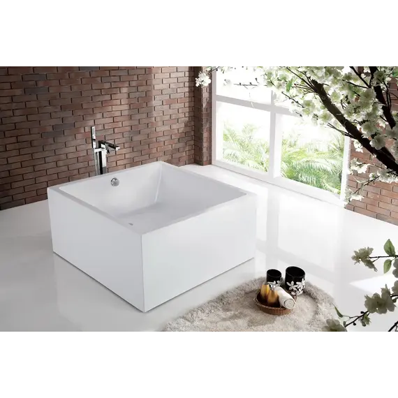 Ванна акриловая Frank F6131 отдельностоящая