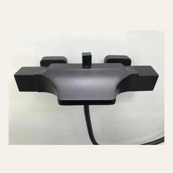 Смеситель для ванны и душа ACWEN 80105BS черный матовый