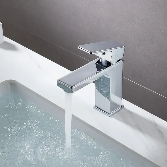 Смеситель для раковины Acwen 11A102CP  хром