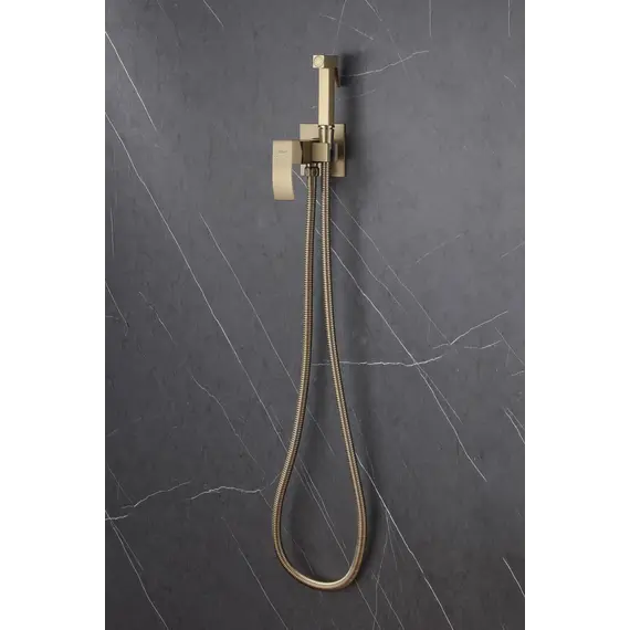 Смеситель ABBER Wasserfall AF8625G с гигиеническим душем, золото матовое
