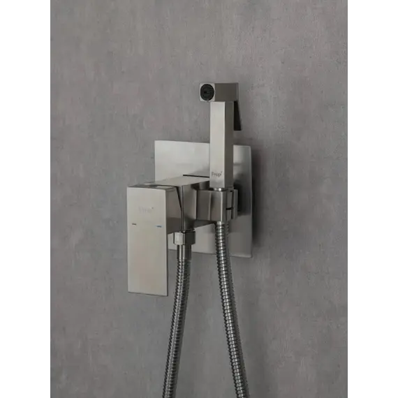 Смеситель с гигиеническим душем Frap F72802