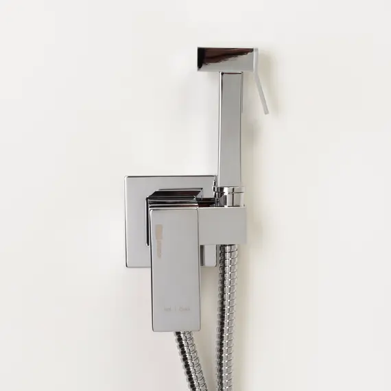 WasserKRAFT A71138 Встраиваемый смеситель для душа с гигиенической лейкой