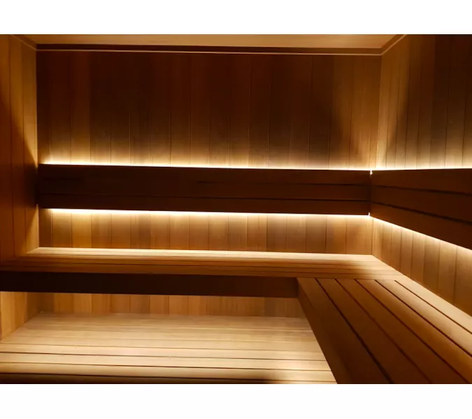 Финская сауна Frank 800 серия, 1 полка, липа/кедр, Выбрать размер: 120х120, Дерево : Липа, изображение 4