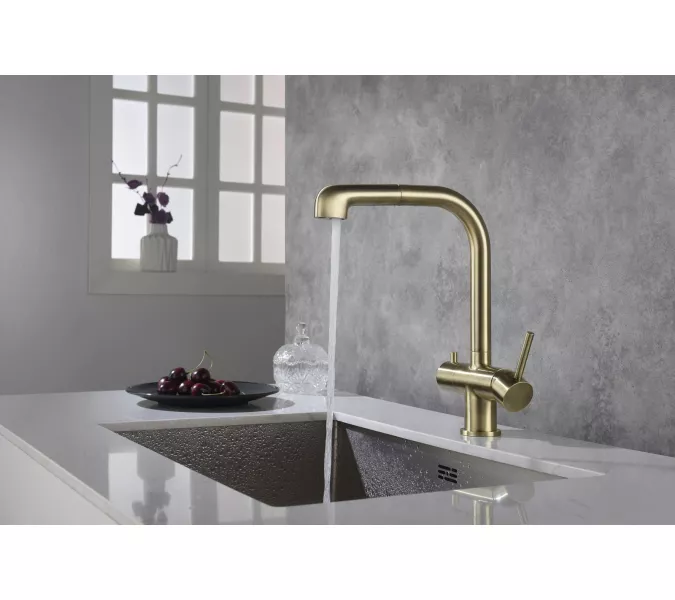 Смеситель для кухни с подключением фильтра и выдвижной лейкой Timo Saona 2346/02FL, Выбрать цвет: Золото, изображение 4