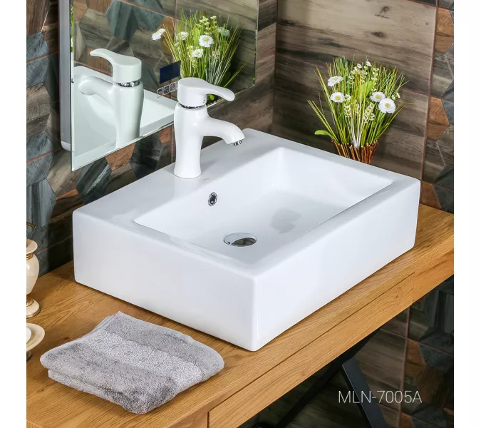 Раковина MELANA MLN-7005A