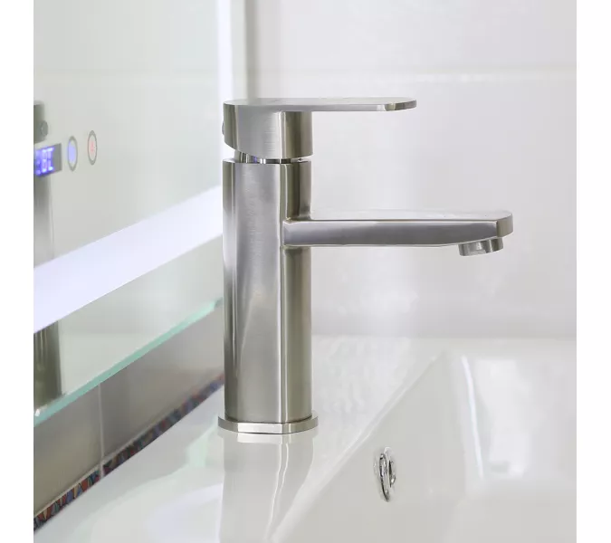 Смеситель д/ум MELANA-610301 Stello нерж.сталь, однорычажный, сатин, литой излив