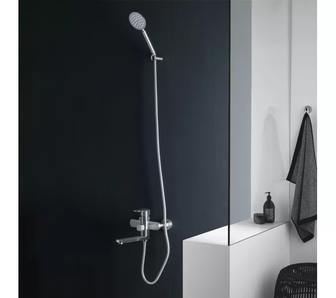 Смеситель д/ванны MELANA-610305 Stello нерж.сталь, однорычажный, сатин, литой излив