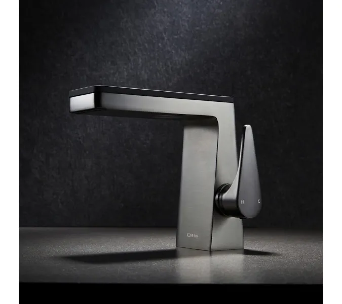 Смеситель для раковины Black&White U7330GM