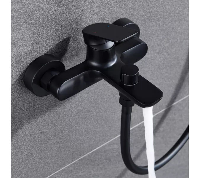 Смеситель для ванны (с лейкой и штангой - комплект) Black&White UK8303B, изображение 3