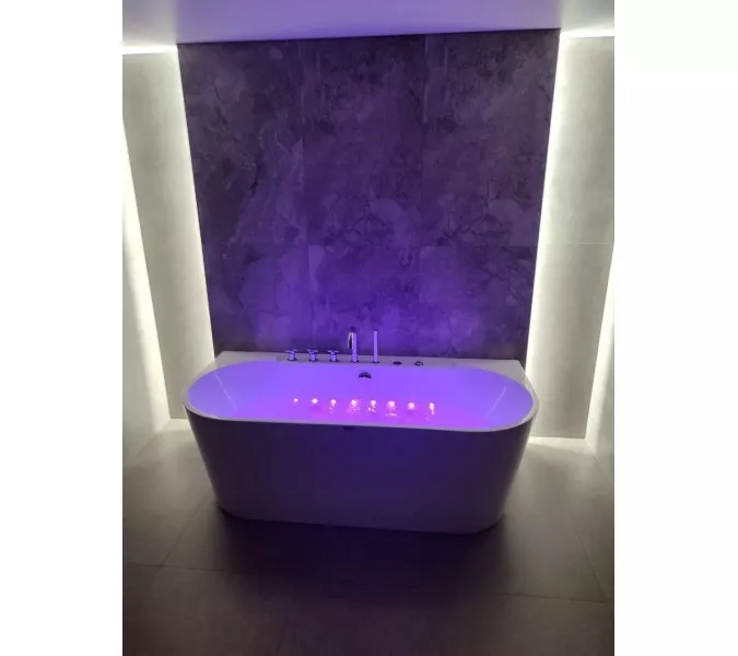 Ванна акриловая Frank F109 с гидромассажем, изображение 8